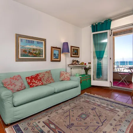 Maya's House Apartment